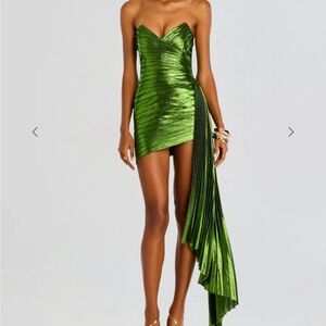Retrofete Asymmetrical Green Strapless Dress